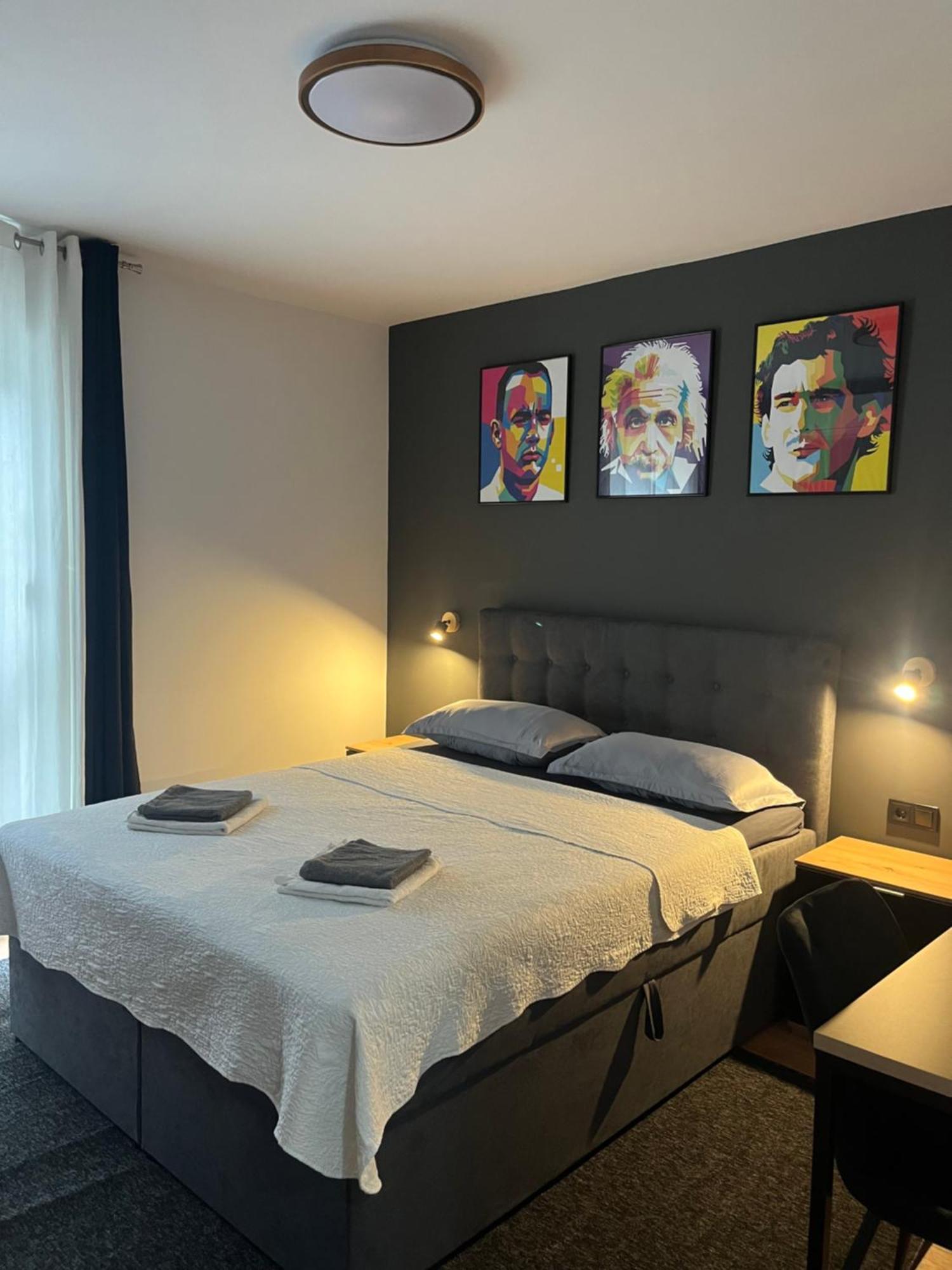 Apartmán Hall Of Fame -Center Split Exteriér fotografie